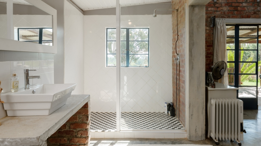 2 Bedroom Property for Sale in Napier Western Cape